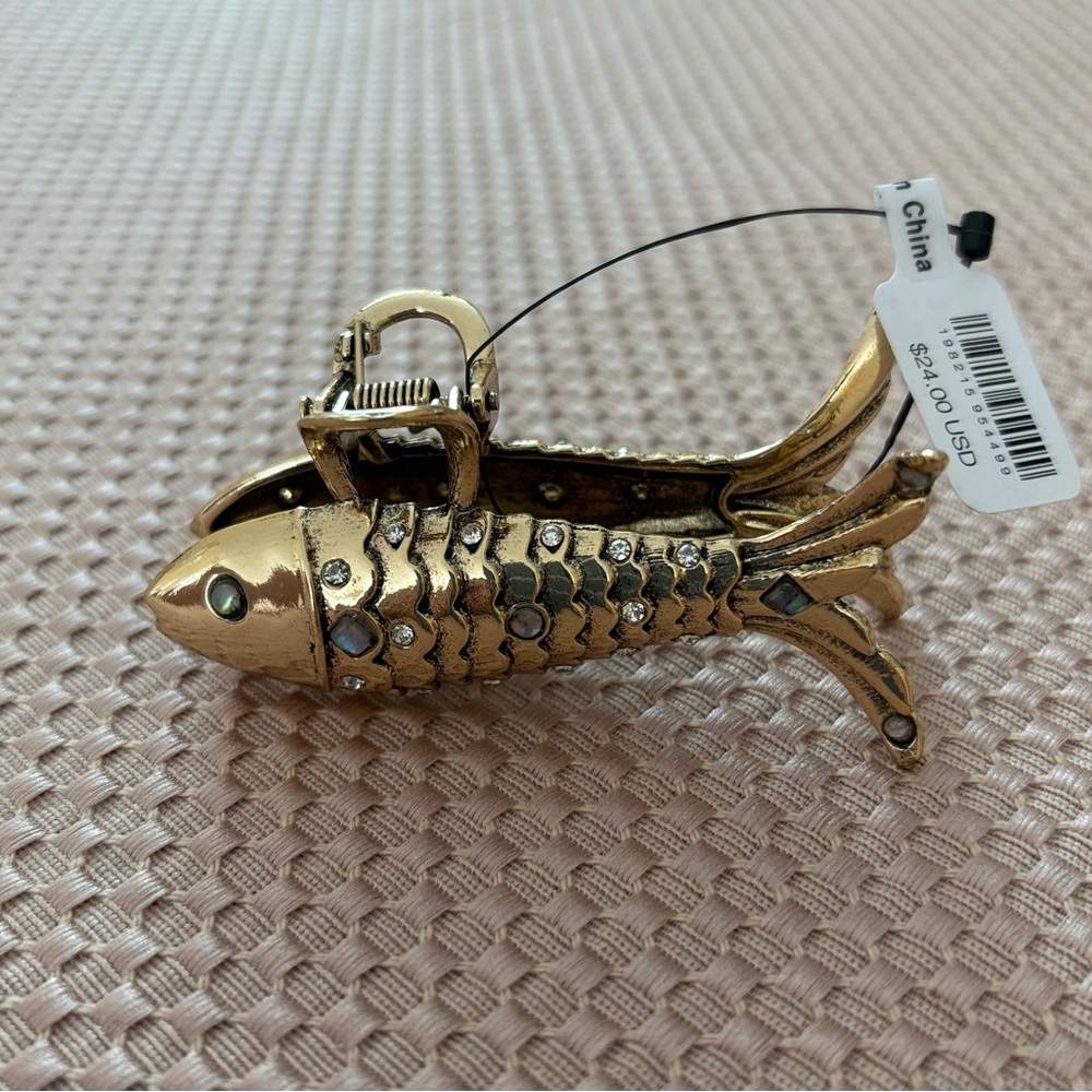 Free People NWT Metal Fish Hairclip